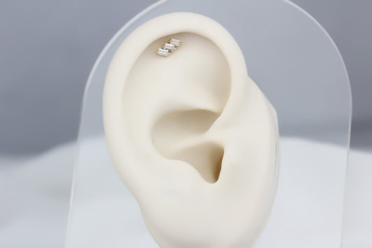 14k Solid Gold Geometric Helix Piercing - alternate view 2