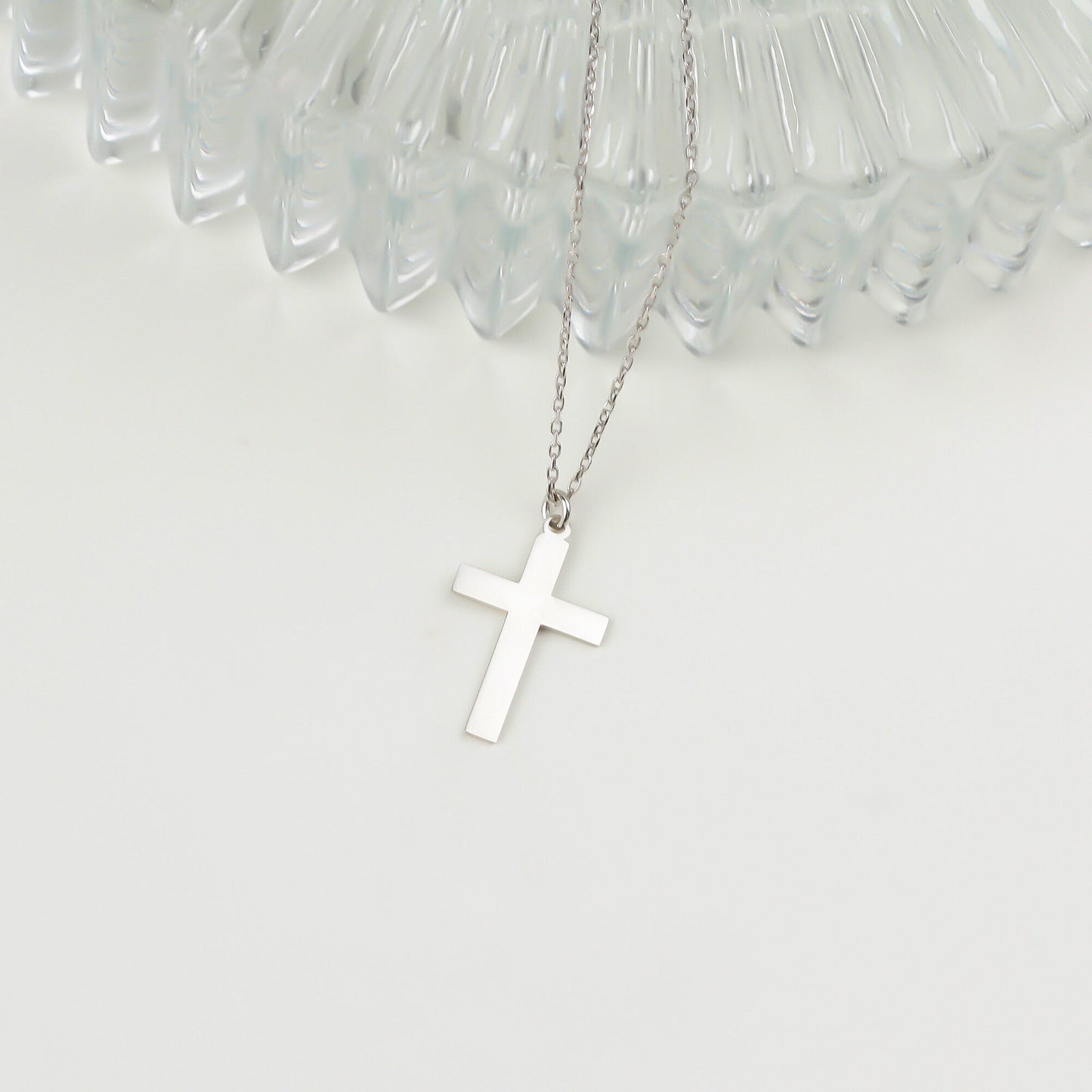 CROSS NECKLACE