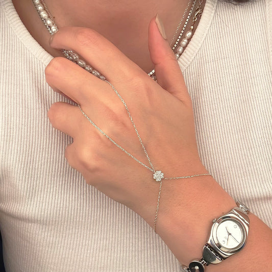 925 Sterling Silver Clover Hand Chain Bracelet