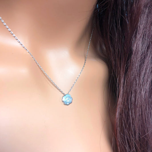 925k Sterling Silver Clover Solitaire Necklace - alternate view 2