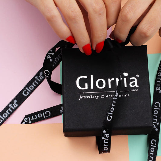 14k Solid Gold Dolphin Tail Helix Piercing - alternate view 2