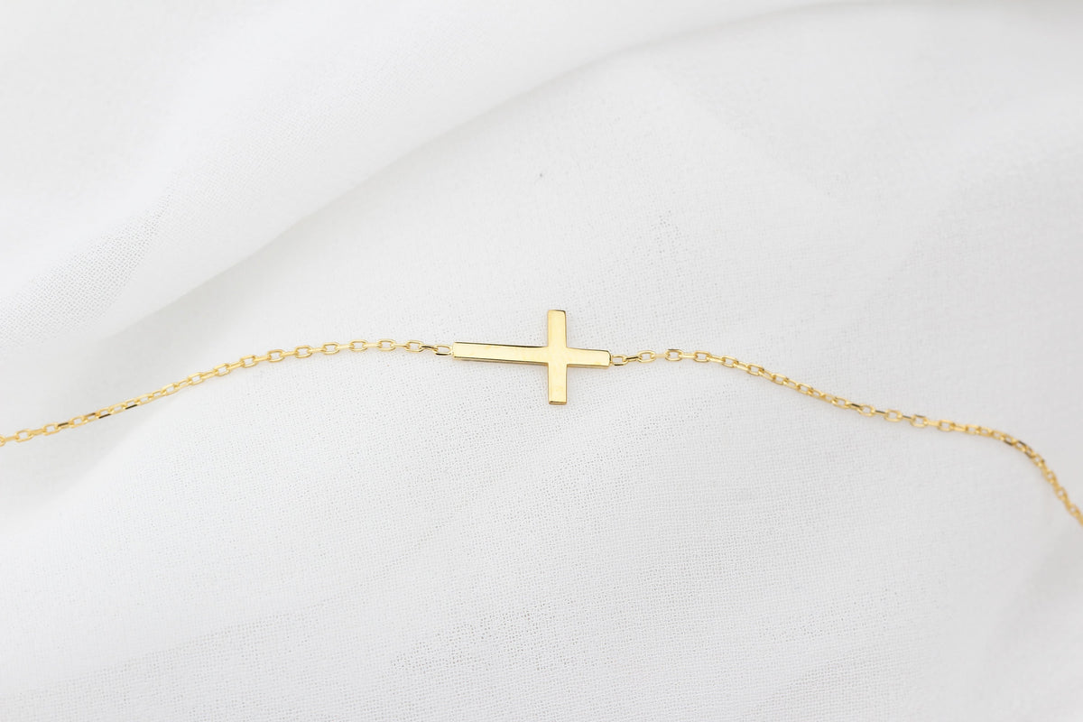 925k Sterling Silver Cross Bracelet