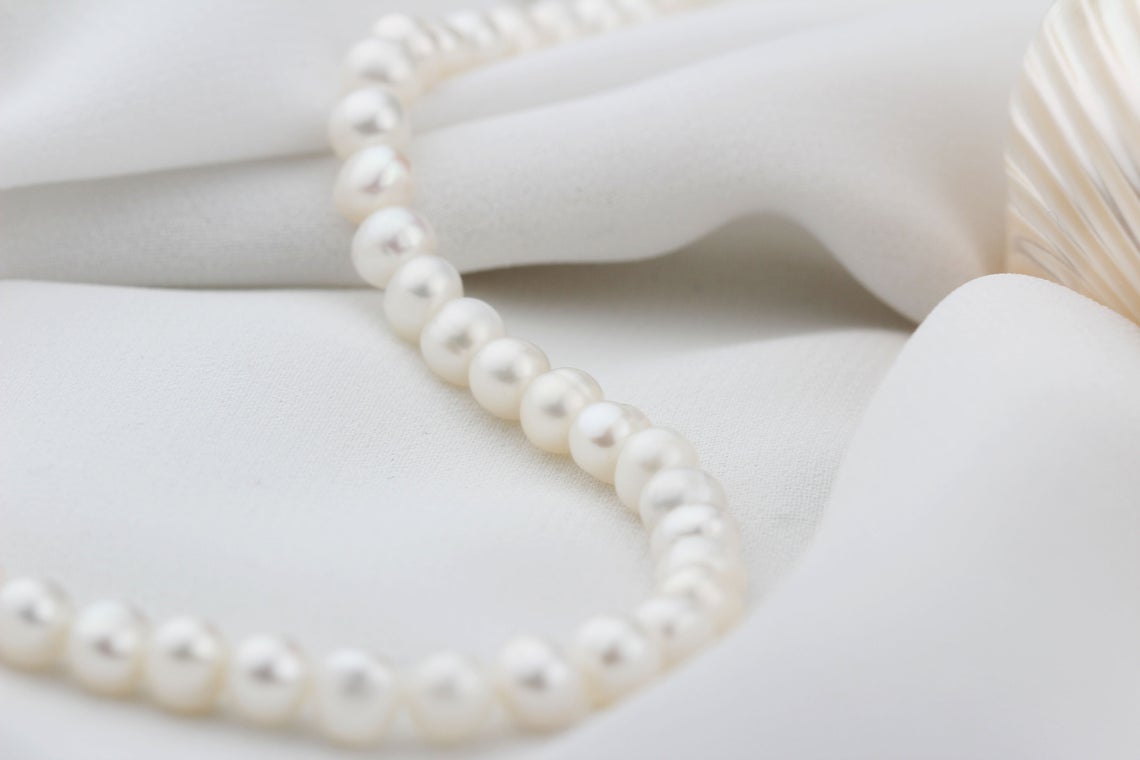 925k Sterling Silver Pearl Necklace - alternate view 3