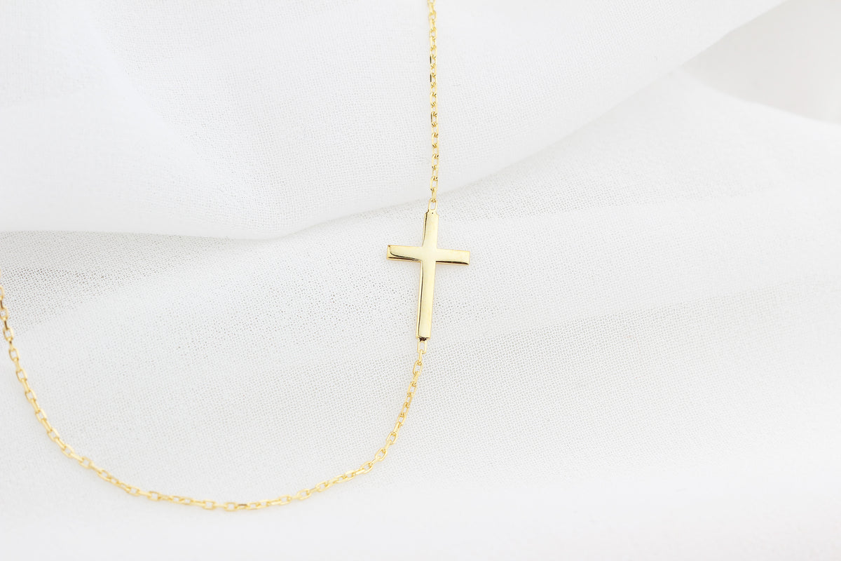 925k Sterling Silver Cross Necklace