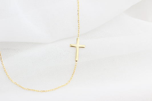 925k Sterling Silver Cross Necklace