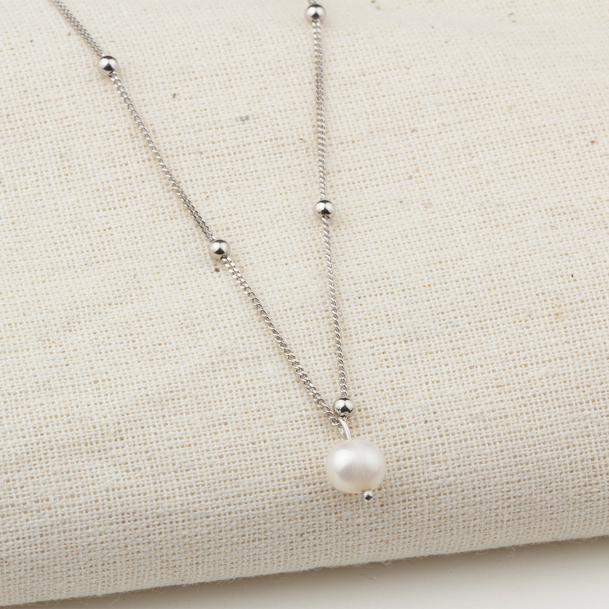 925k Sterling Silver Pearl Necklace - alternate view 5