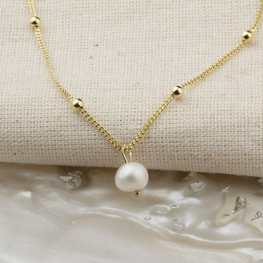 925k Sterling Silver Pearl Necklace