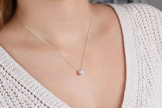 925k Sterling Silver Solitaire Necklace