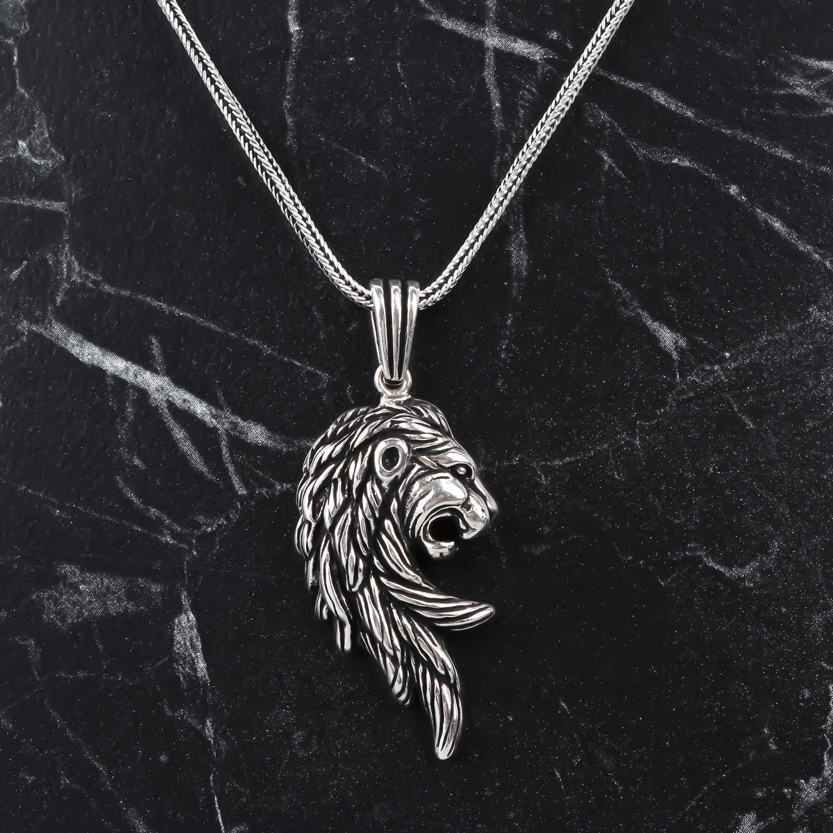 925k Sterling Silver Men Lion Necklace - alternate view 3