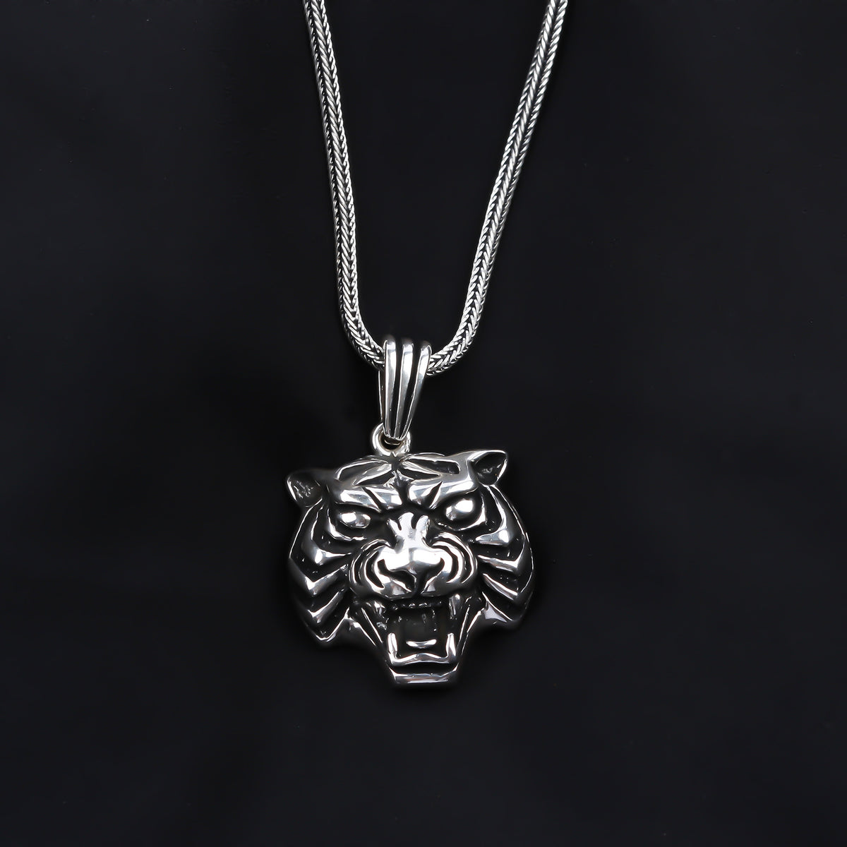 925k Sterling Silver Men Tiger Necklace - alternate view 2