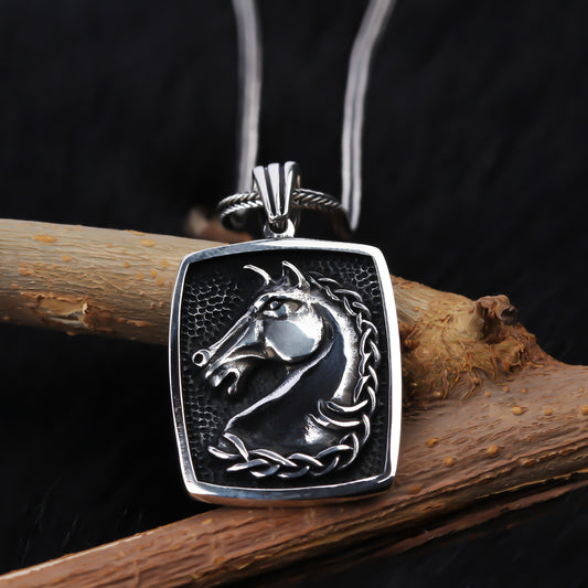 925k Sterling Silver Men Horse Necklace