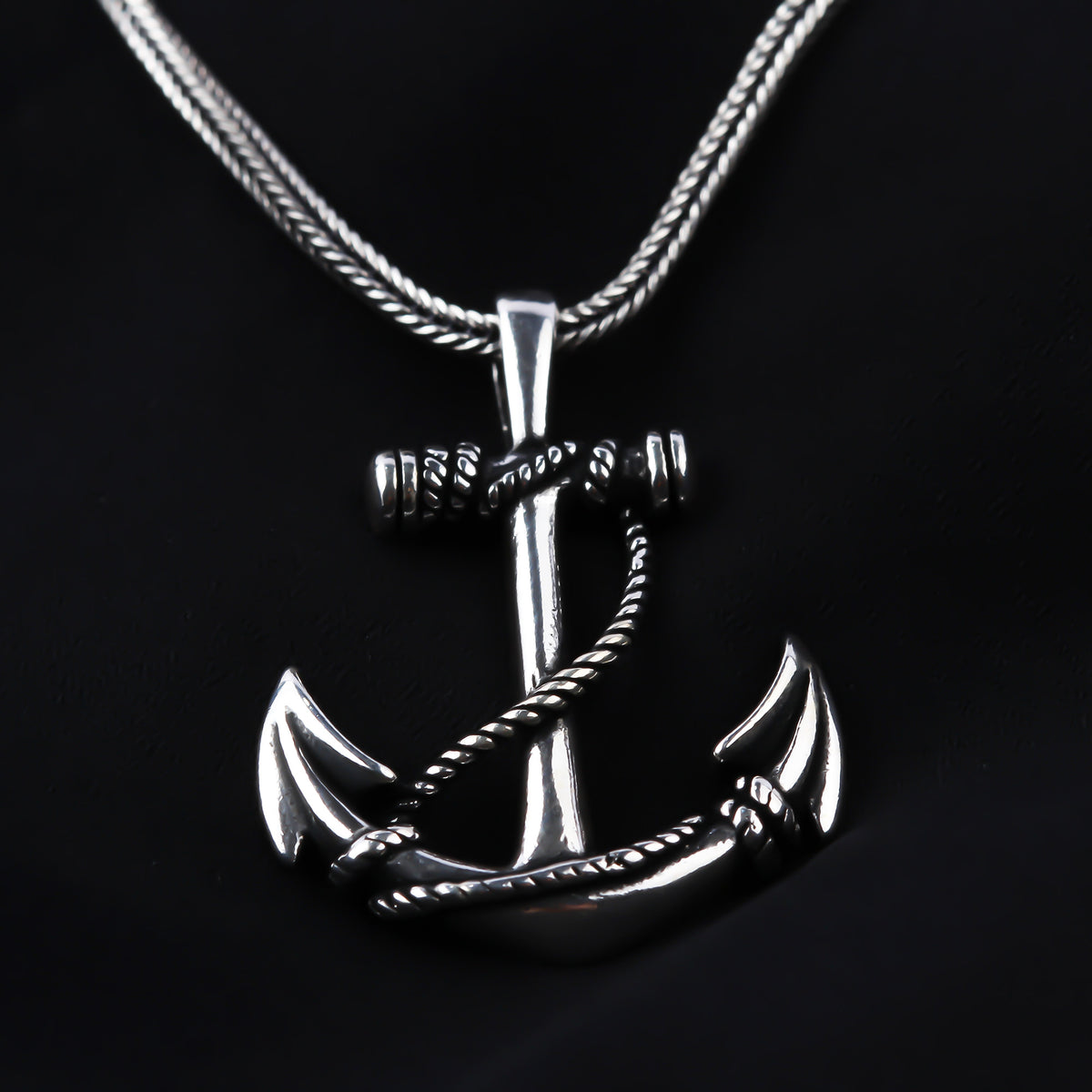 925k Sterling Silver Men Sea Anchor Necklace - alternate view 2