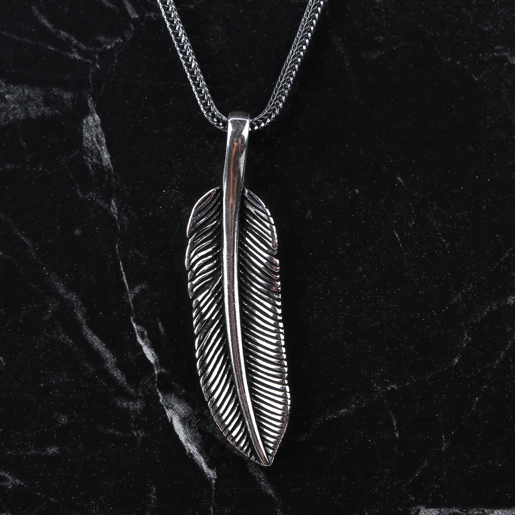 925k Sterling Silver Men Leaf Necklace