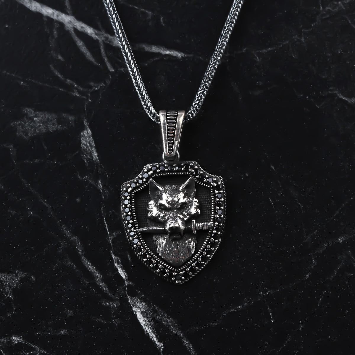 925k Sterling Silver Men Wolf Necklace