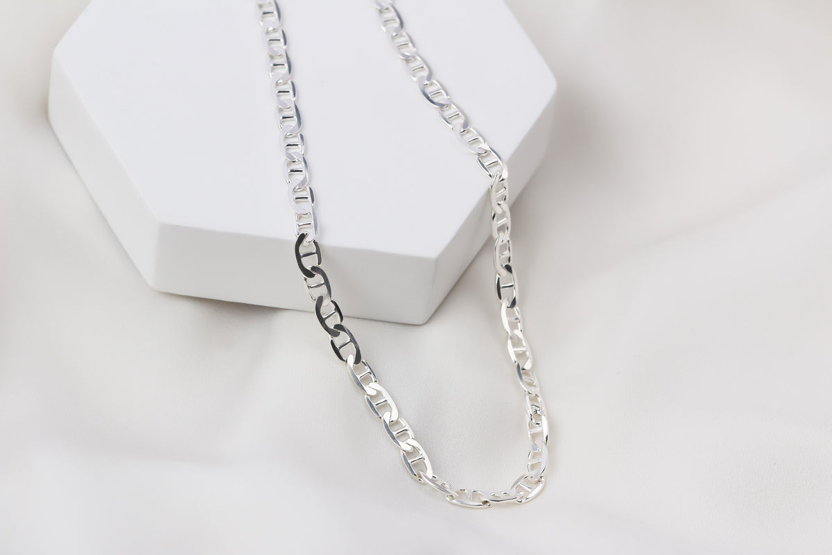 925k Sterling Silver 5mm Mariner Chain Necklace - alternate view 3