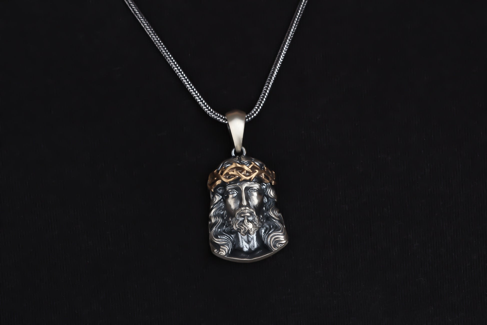 925k Sterling Silver Gourmet Chain Jesus Christ Necklace