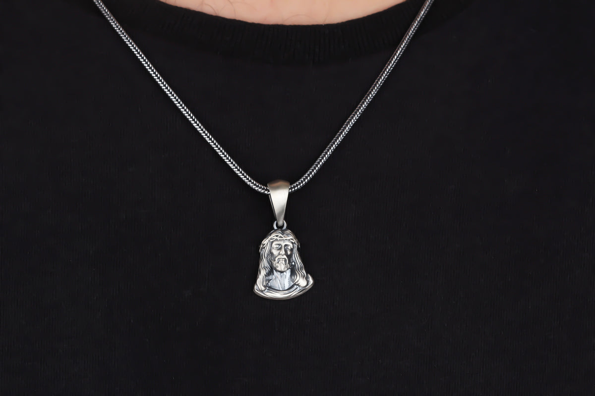 925k Sterling Silver Gourmet Chain Jesus Christ Necklace