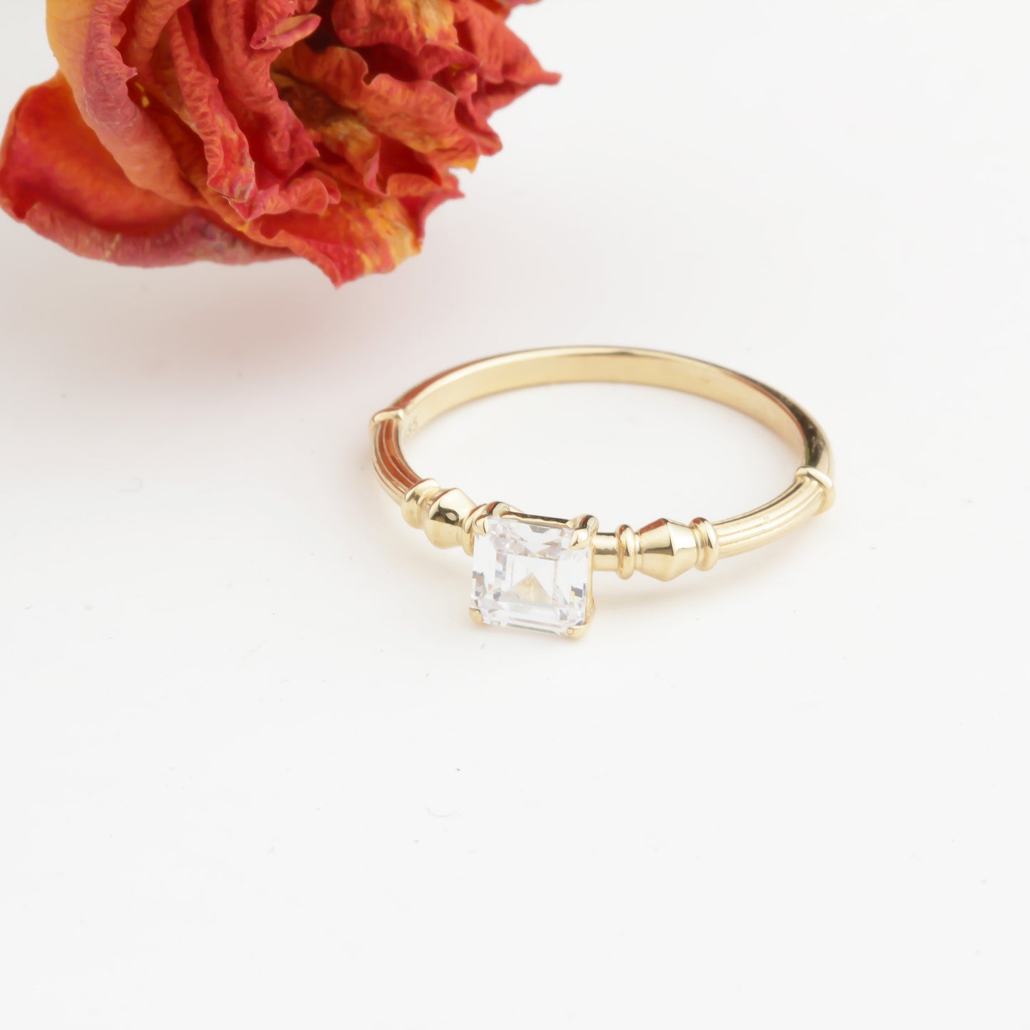 14k Solid Gold Baguette Solitaire Ring - alternate view 4