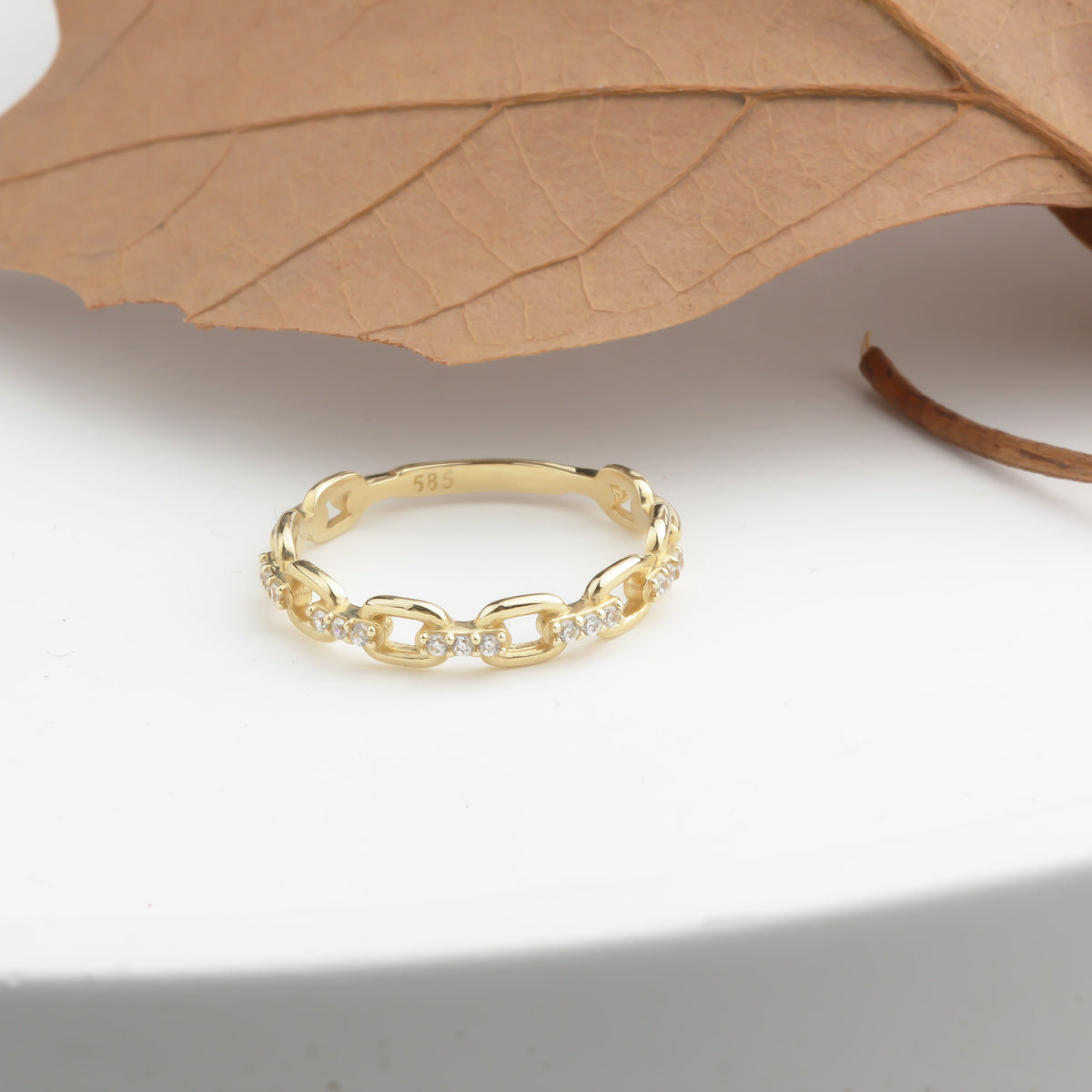 14k Solid Gold Stone-Set Chain Ring