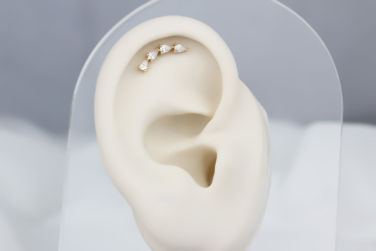 14k Solid Gold Geometric Helix Piercing - alternate view 3
