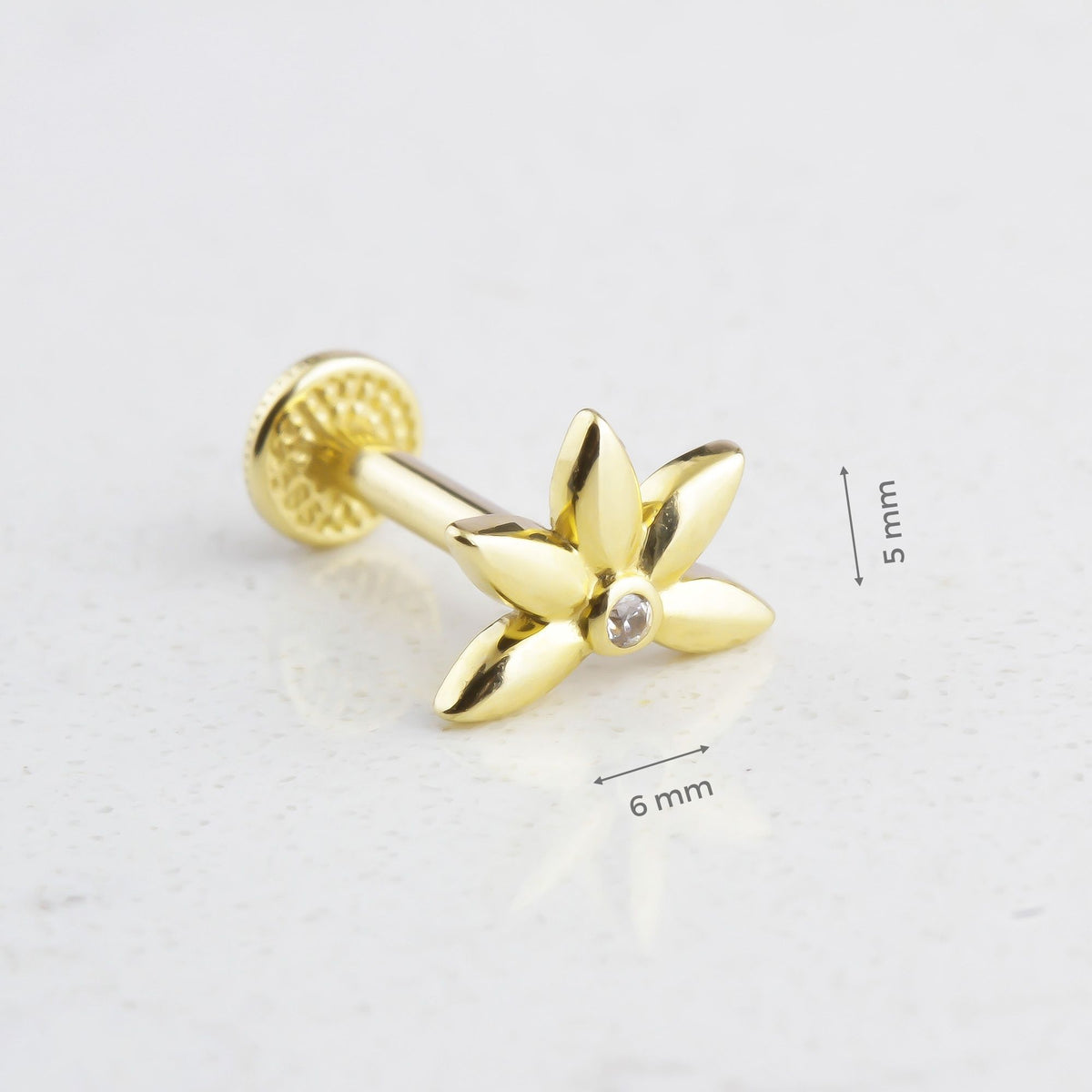 14k Solid Gold Clover Tragus Piercing - alternate view 3