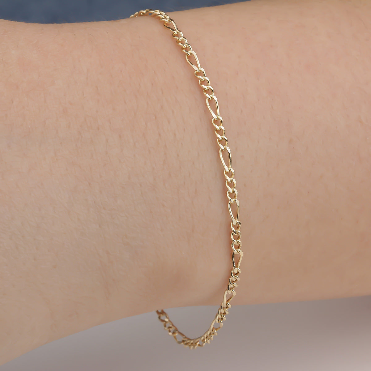 14k Solid 2,5 mm Gold Figaro Chain Bracelet