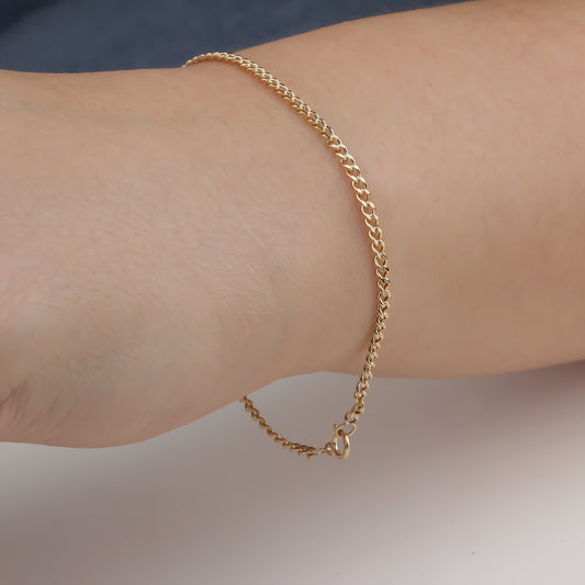14k Solid Gold 2,5 mm Curb Chain Bracelet - alternate view 2