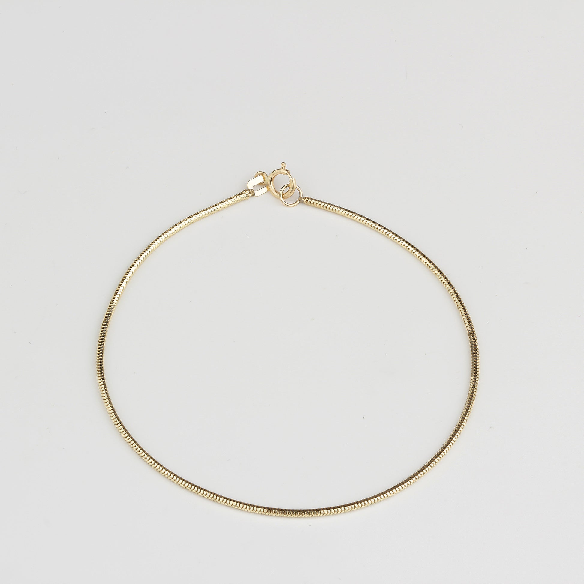 14k Solid Gold 1,5 mm Tondo Chain Bracelet - alternate view 3