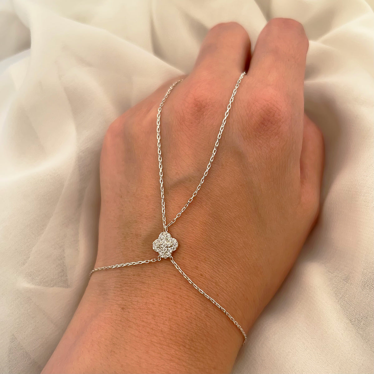 925 Sterling Silver Clover Hand Chain Bracelet