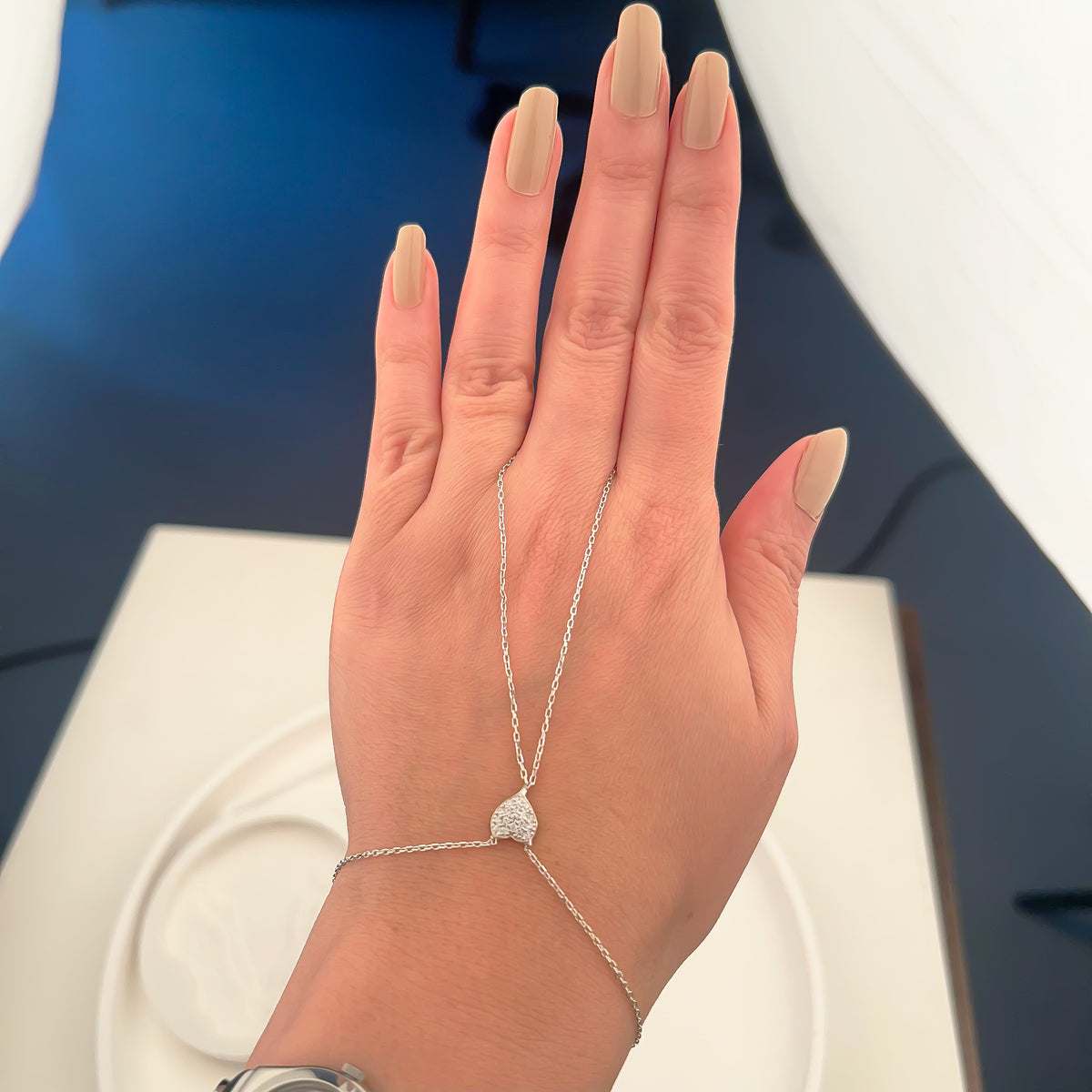925 Sterling Silver Heart Hand Chain Bracelet
