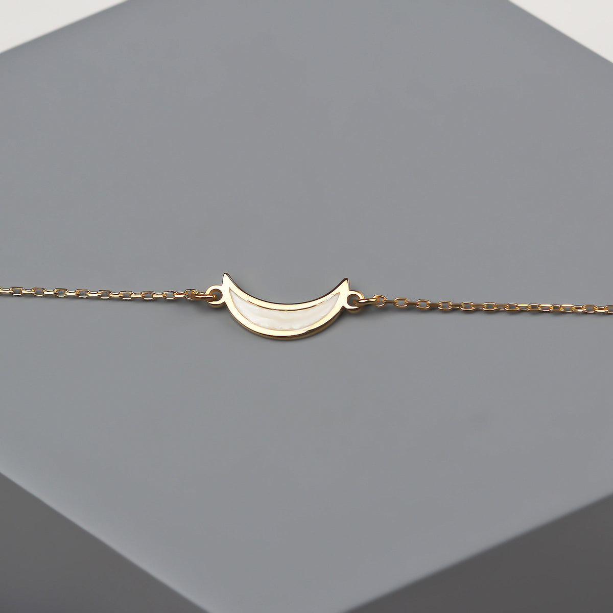 925k Sterling Silver Crescent Bracelet