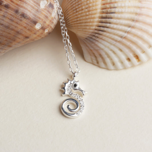 925k Sterling Silver Seahorse Necklace