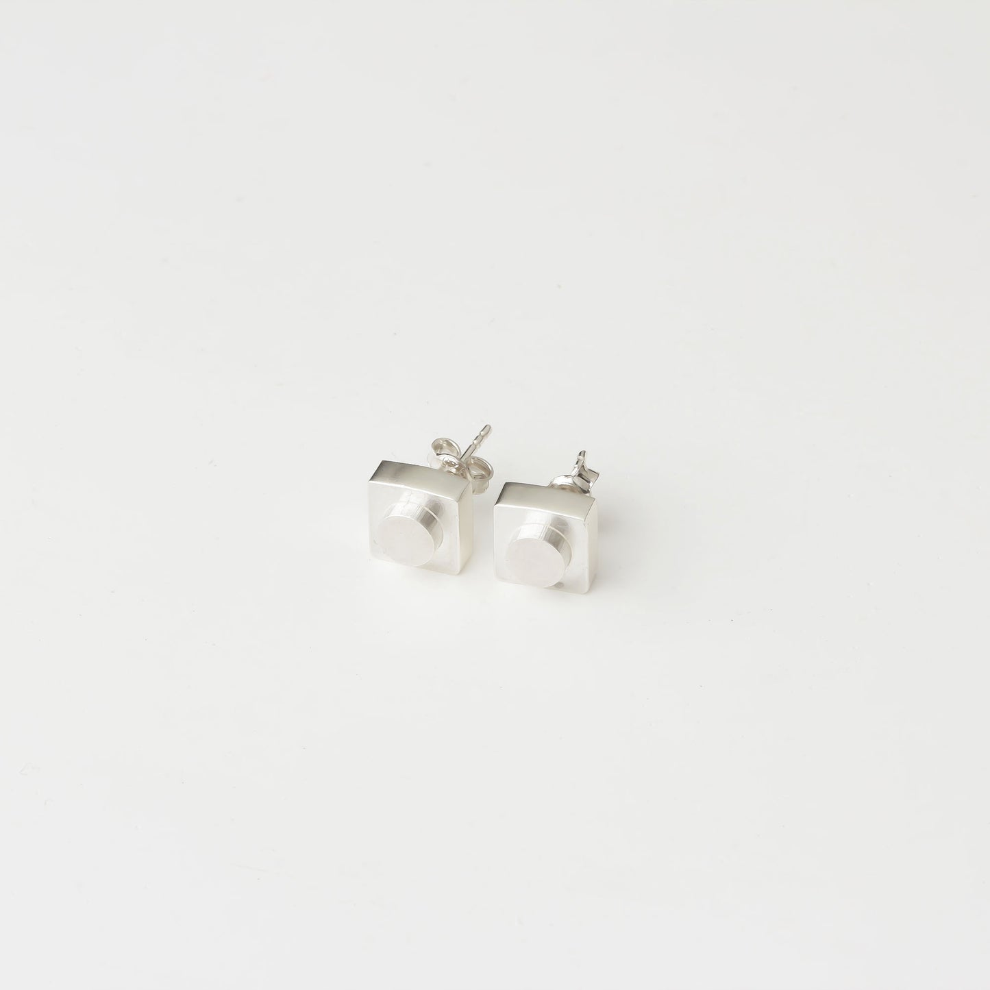 Bricks Jewel Sterling Silver 1x1 Brick Earring - alternate view 5