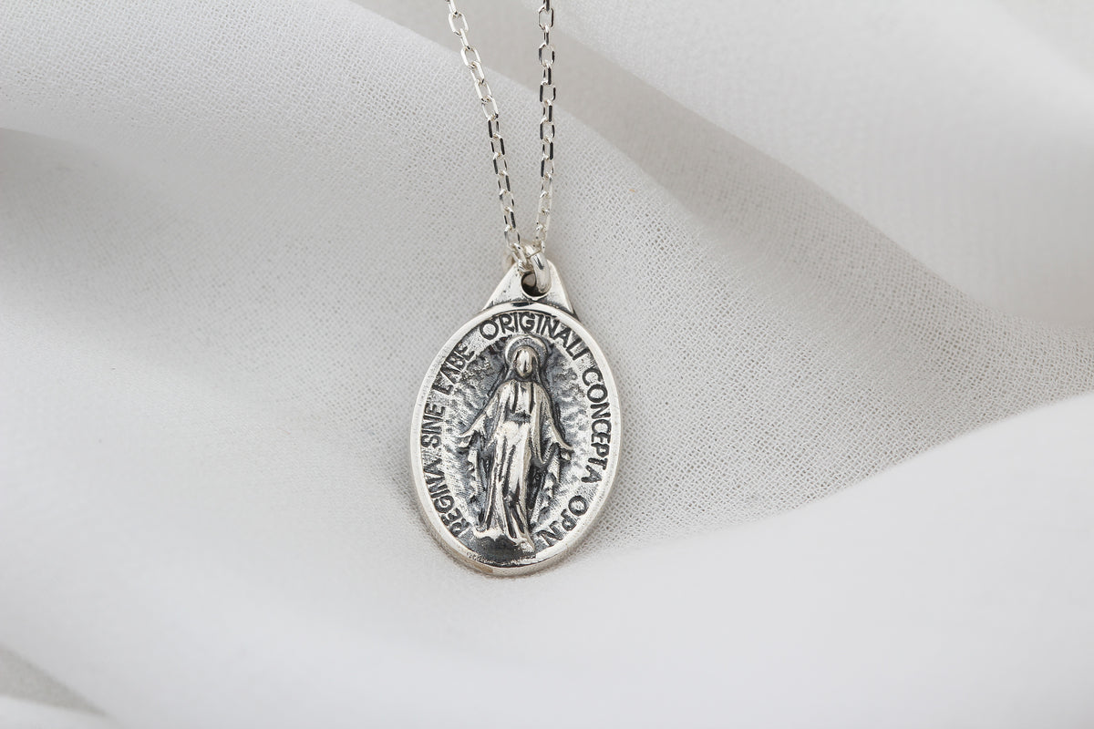 925k Sterling Silver Virgin Mary Necklace