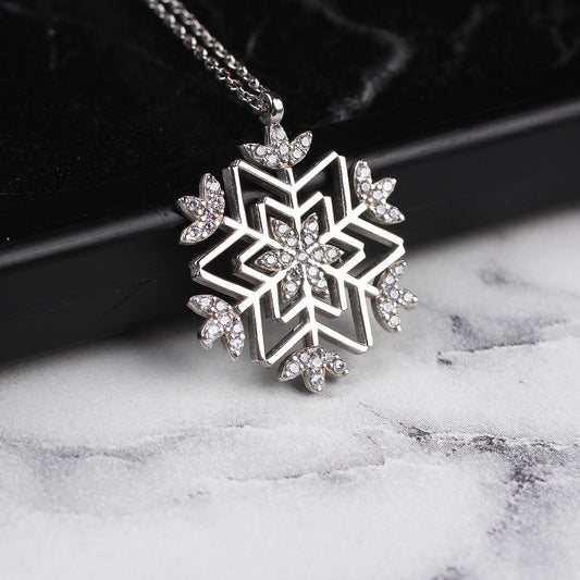 925k Sterling Silver Snowflake Necklace
