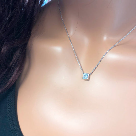 925k Sterling Silver Solitaire Necklace - alternate view 2